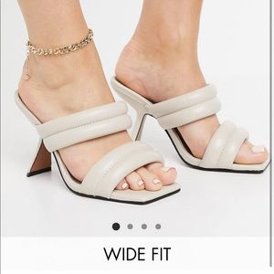 NWT ASOS WIDE FIT PADDED MULE